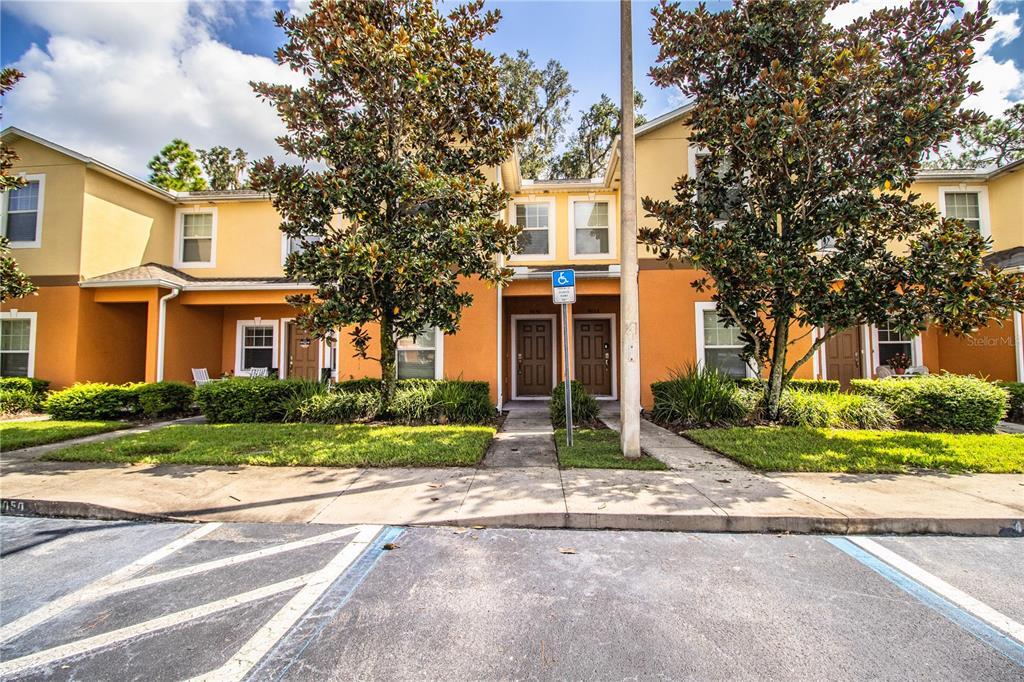 Foto principal - 4050 Mountain Chestnut Way