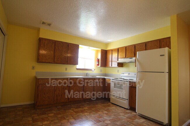 Building Photo - 2141 Meppen Drive