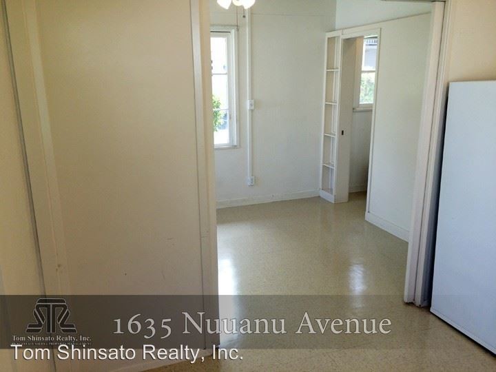 Building Photo - 1635 Nuuanu Ave