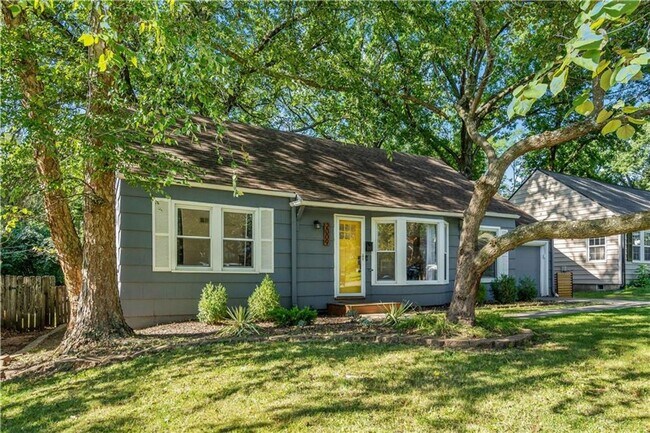 Foto del edificio - Charming Prairie Village Ranch + Designer ...