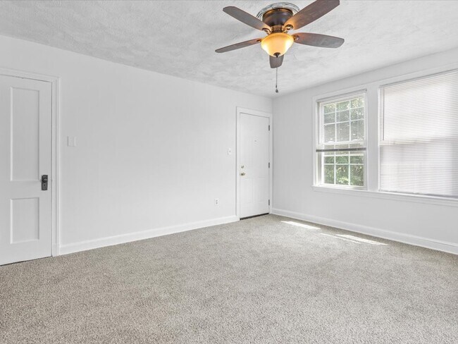 Foto del edificio - 305 34th St SE