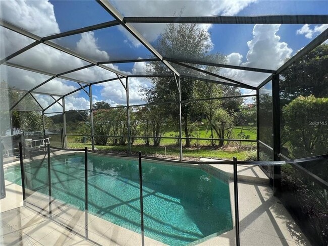 Foto del edificio - 16708 Glenbrook Blvd