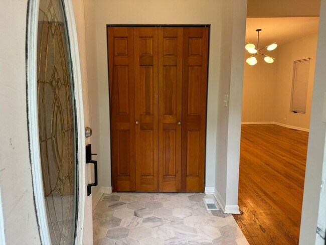 Foto del edificio - 923 W Fletcher St
