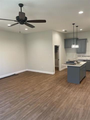 Foto del edificio - 7326 Mountain View Rd