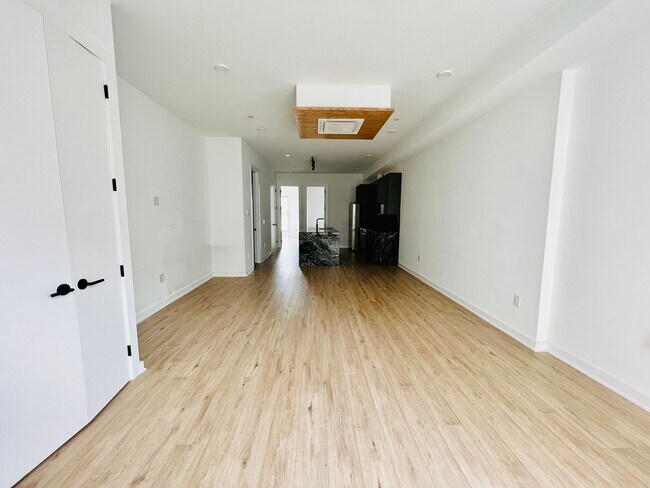 Foto del edificio - 1306 N Front St