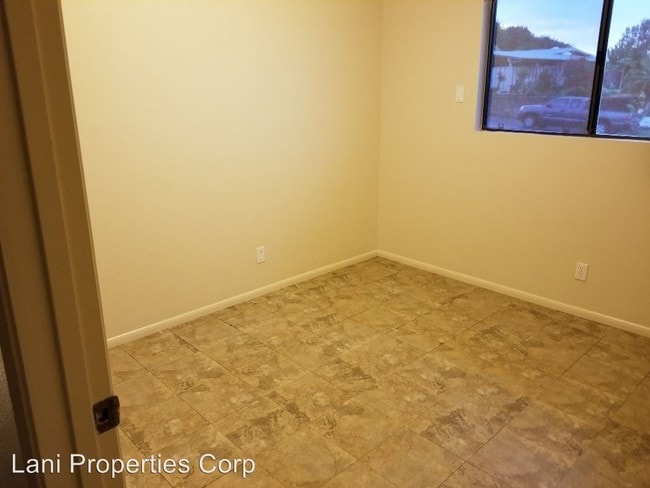 Building Photo - 3 br, 2 bath House - 98-932 Kaamilo Street