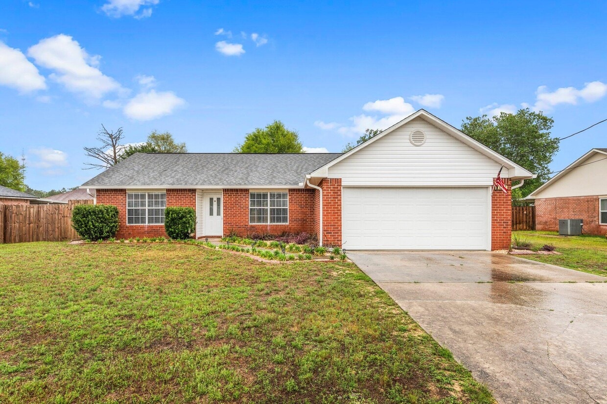 Primary Photo - 1279 Jefferyscot Dr