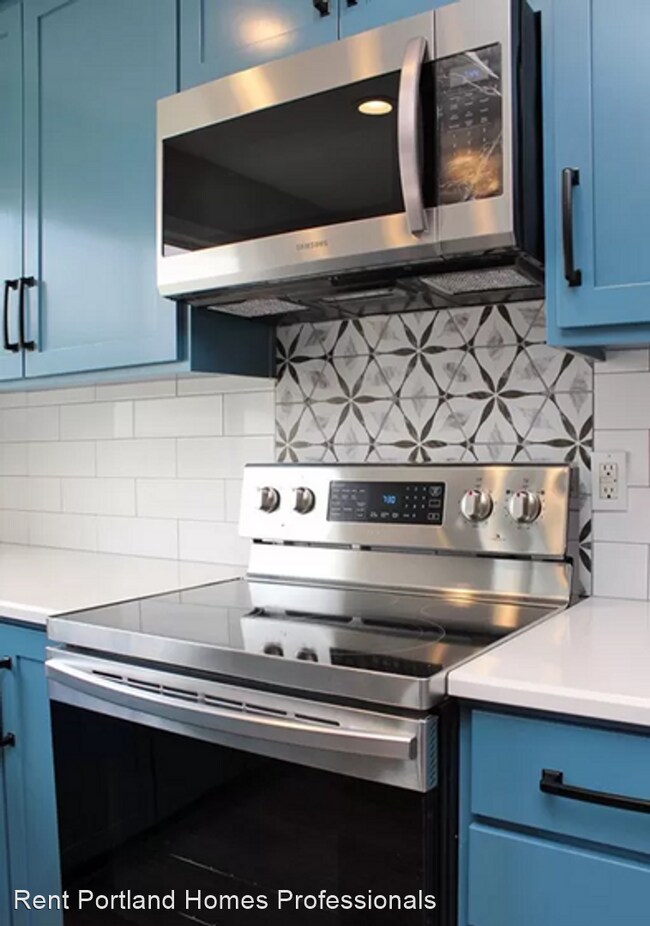 Foto del edificio - 3 br, 2 bath House - 14375 SW Daphne Street