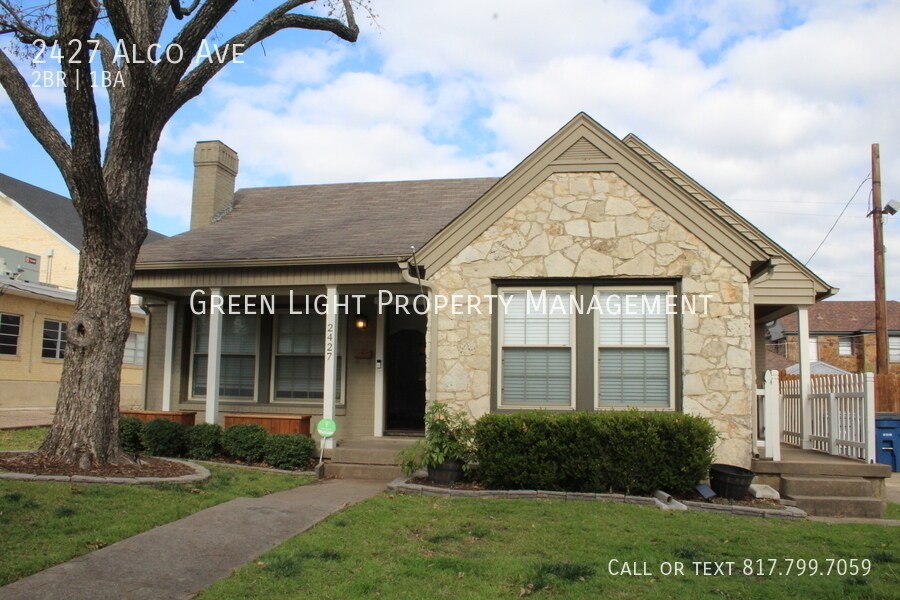 Primary Photo - 2427 Alco Ave
