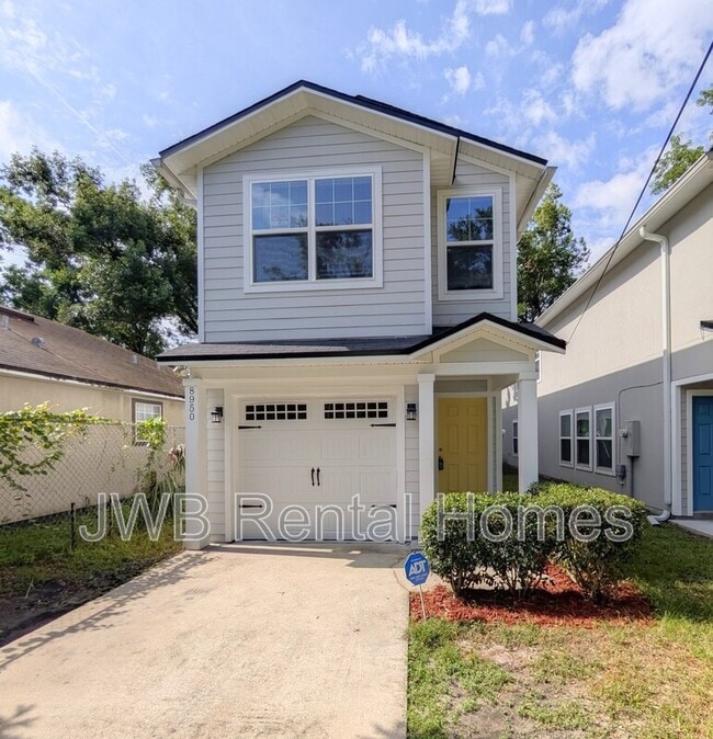 Building Photo - 8950 Dandy Ave