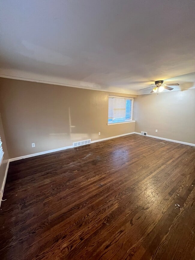 Building Photo - 19600 Telegraph Rd