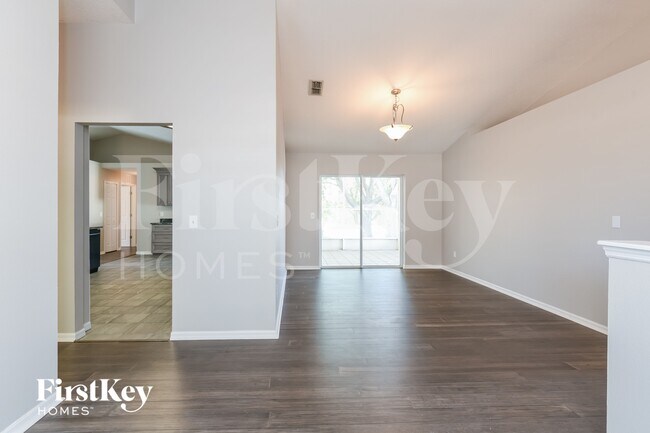 Foto del edificio - 1118 Windy Bluff Dr