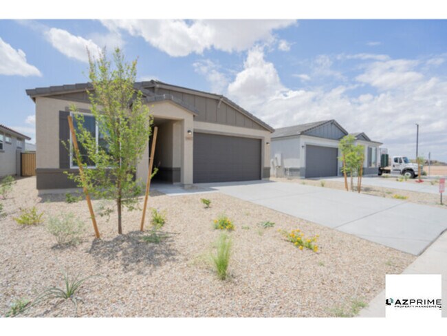 Foto del edificio - Exceptional 4/3 Surprise Home with Modern ...