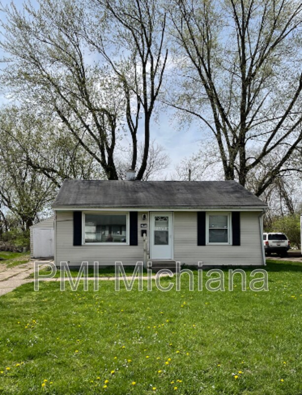 Primary Photo - 4628 Meadow Ln