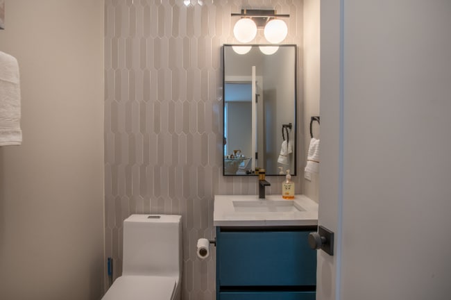 Building Photo - 4434 S Drexel Blvd