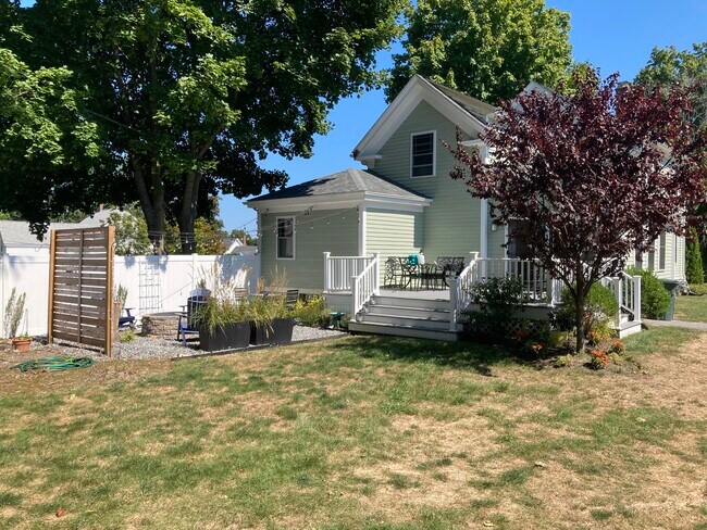 Back deck and fire pit - 205 Main St