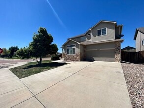 Building Photo - 10404 Deer Meadow Cir