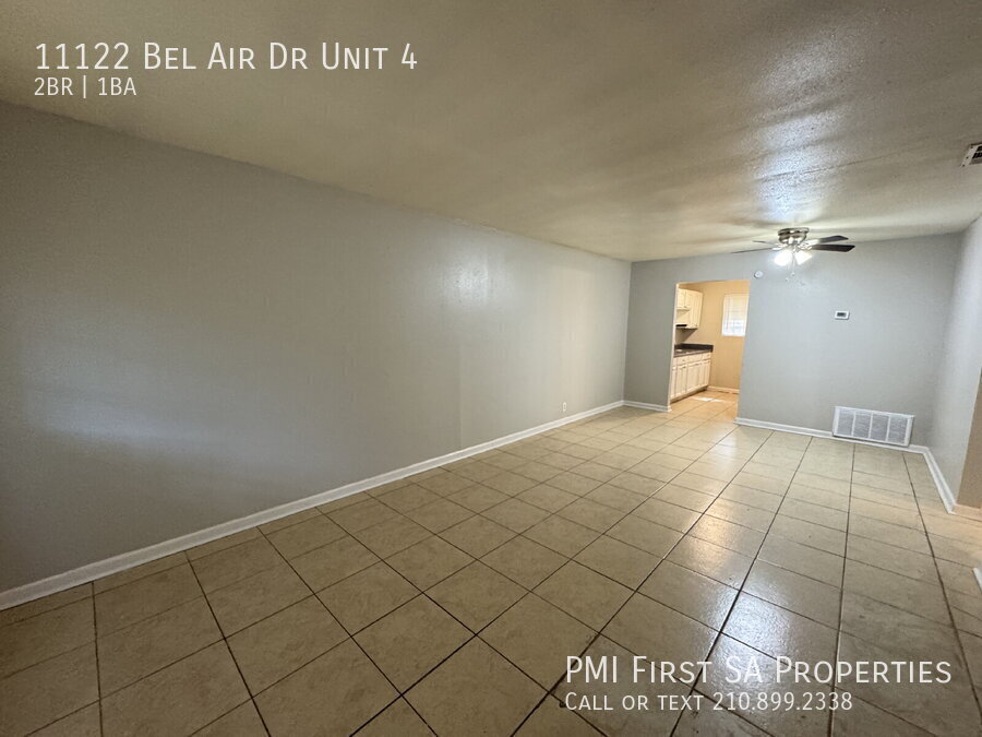 Foto principal - 11122 Belair Dr