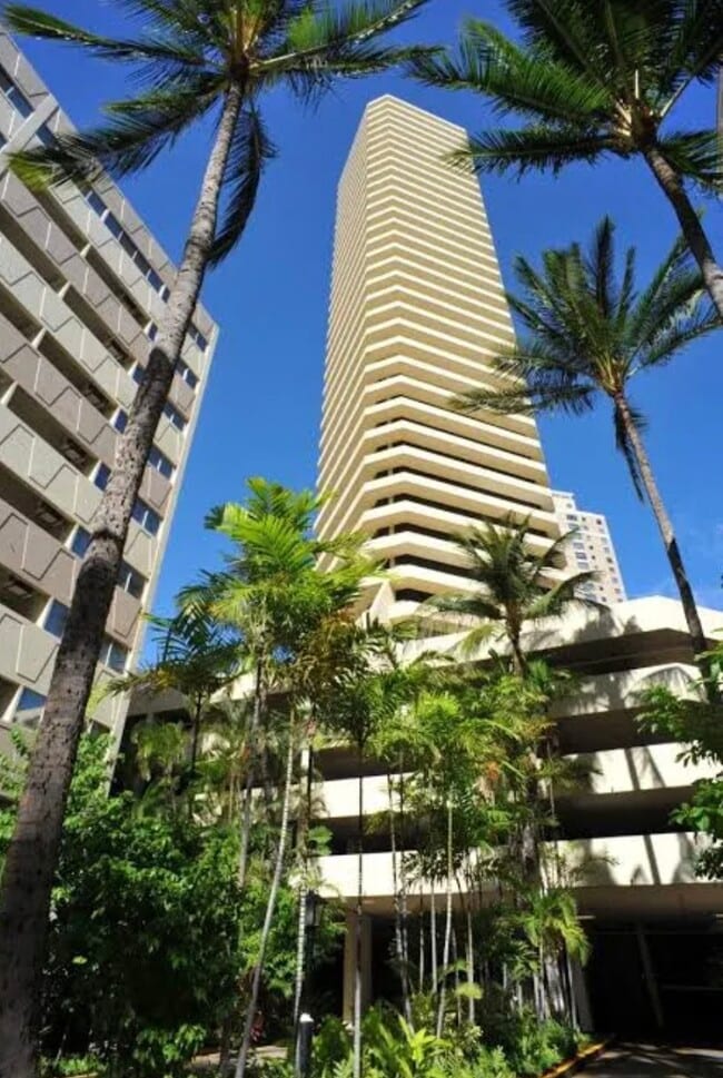 Building Photo - 1700 Ala Moana Blvd