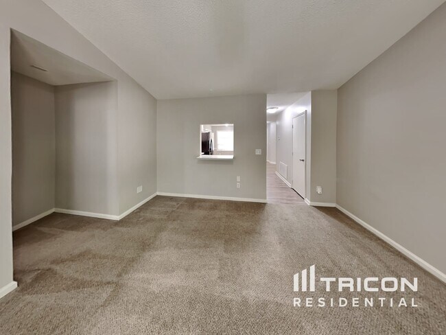Building Photo - 5207 Walnut Grove Lane Charlotte NC