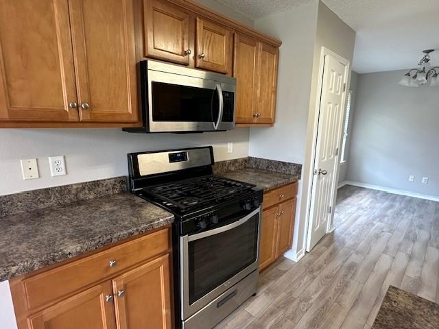 Building Photo - 2719 Rosebud Dr