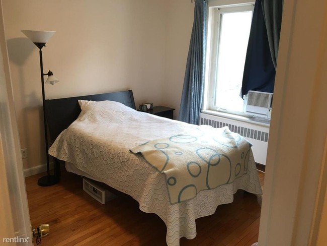 Building Photo - 1 br, 1 bath  - 150 Beaconsfield Rd