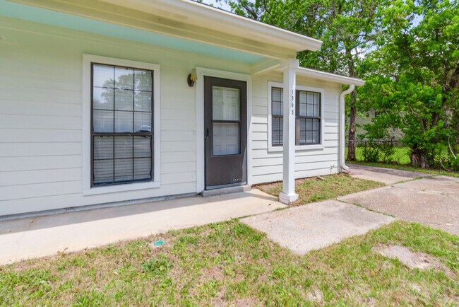 Foto del edificio - 1308 Keturah St