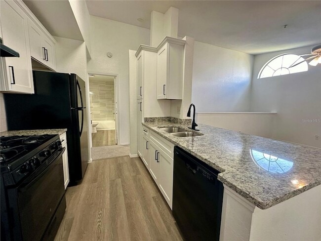 Photo - 1606 Columbia Arms Cir Apartment