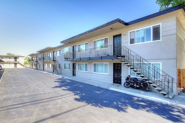 Building Photo - Oriental Garden Apartments