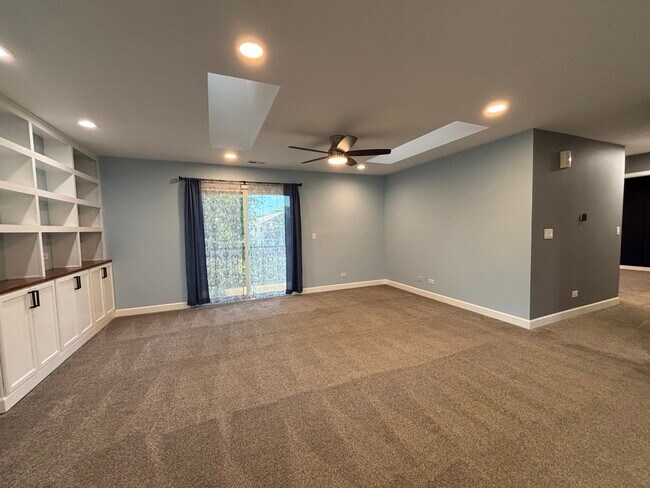 Foto del edificio - 2114 Southwind Cir