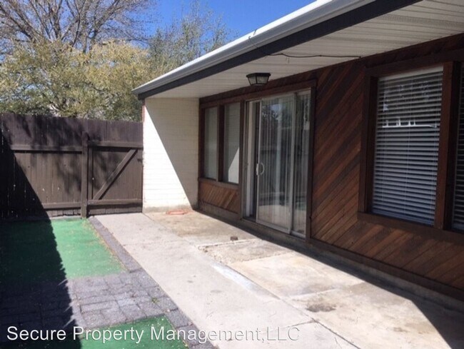 Foto del edificio - 2 br, 1 bath Apartment - 2799 S Adams