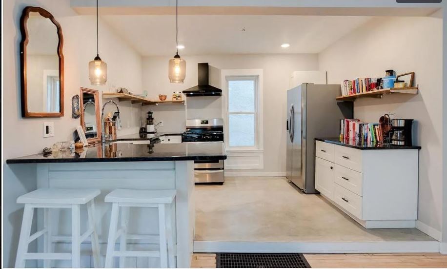 Foto principal - 610 Adams St NE