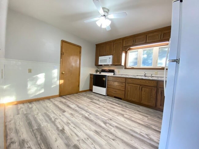 Building Photo - Looking for a comfy space to call your own?