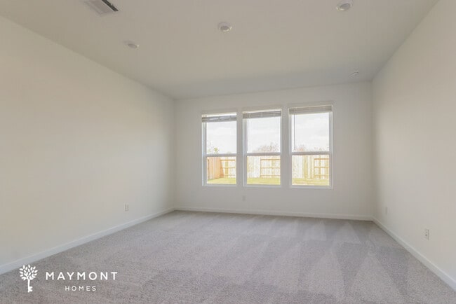 Building Photo - 27646 Spearmint Ridge Dr