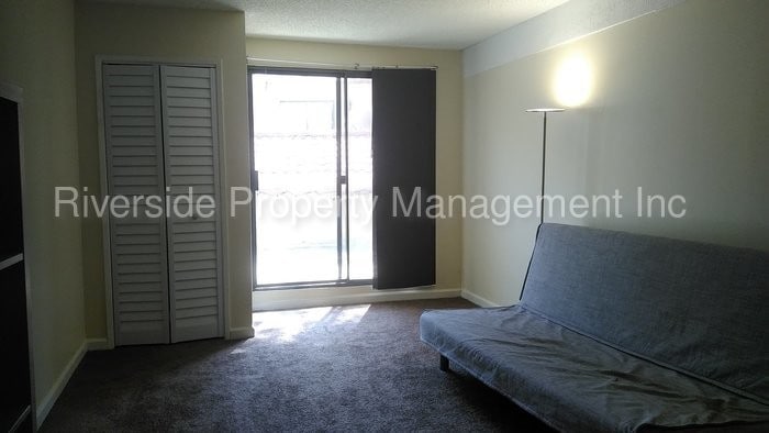 Primary Photo - 1440 W Edgehill Rd