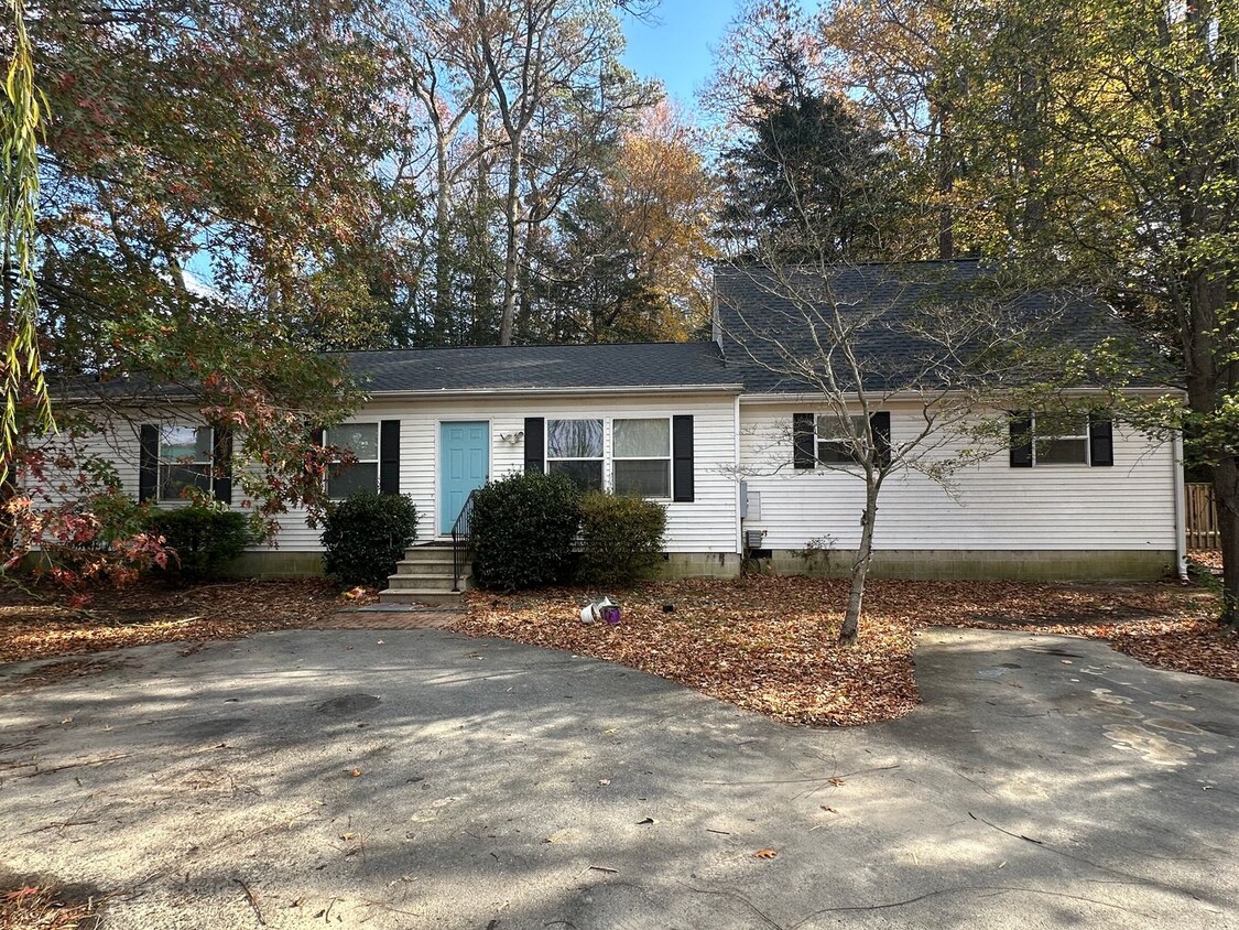 Primary Photo - Single Family home close to Lewes