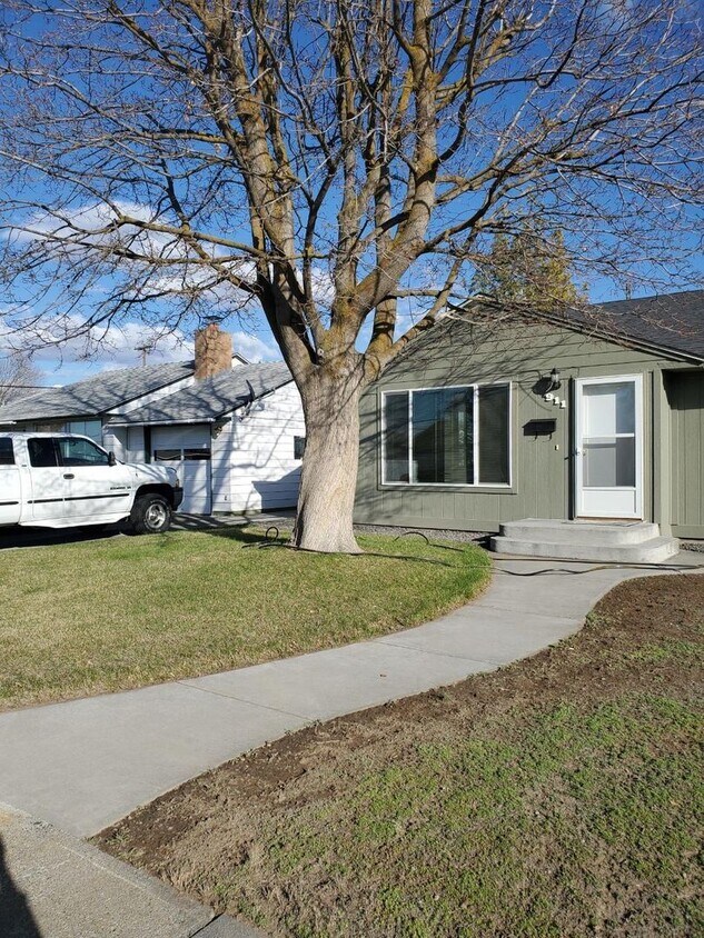 4 br, 2 bath House 911 S Ironwood Drive House Rental in Moses Lake
