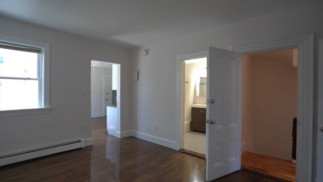 Foto del edificio - 17 Spring Garden St