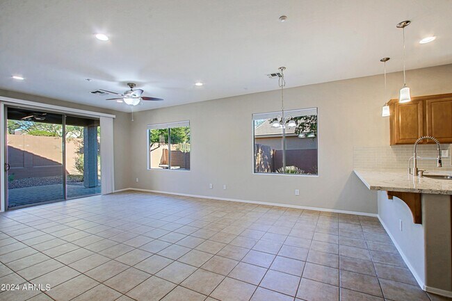 Building Photo - 40309 N La Cantera Ct
