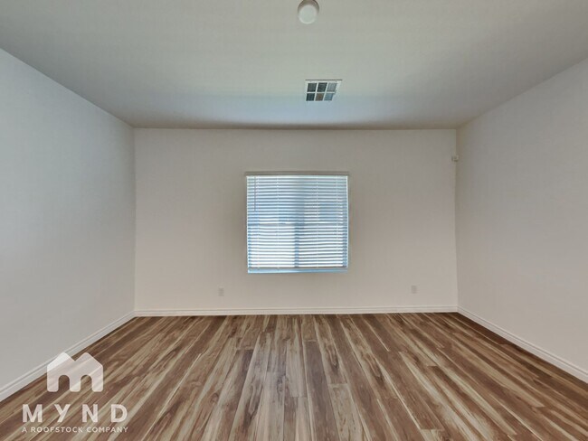 Foto del edificio - 600 Carriage Hill Dr