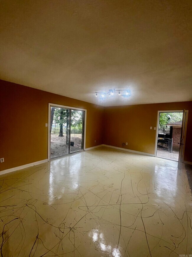 Building Photo - 9114 Tanya Dr