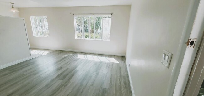 Foto del edificio - 312 Avenida Cabrillo