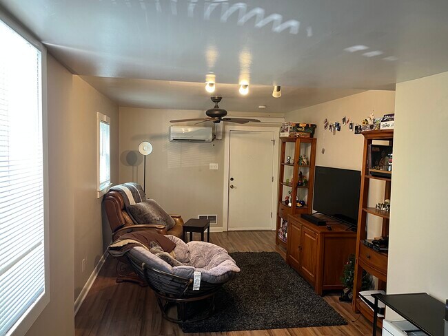 Foto del edificio - 1732 Ridgeway Ave NW
