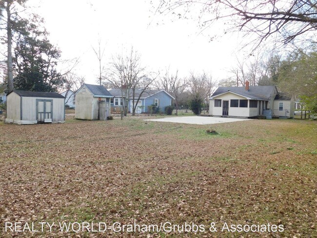 Foto del edificio - 2 br, 1 bath House - 306 N Elm Street
