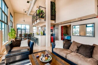 Building Photo - 3100 Huron St