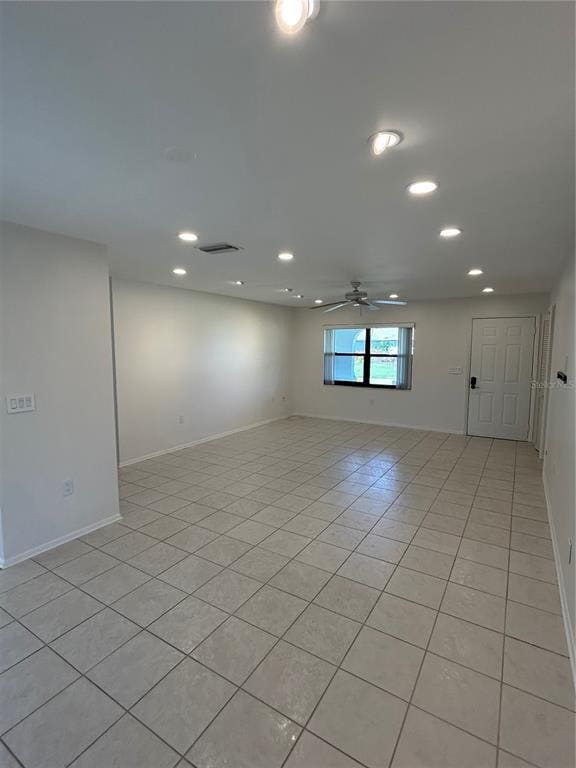 Foto del edificio - 4424 Coral Lake Dr