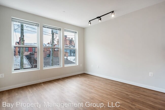 Building Photo - 815 Park Ave