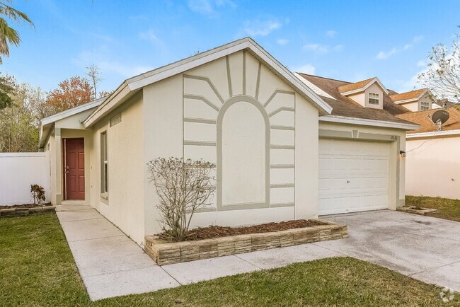 Building Photo - 8636 Hawbuck St