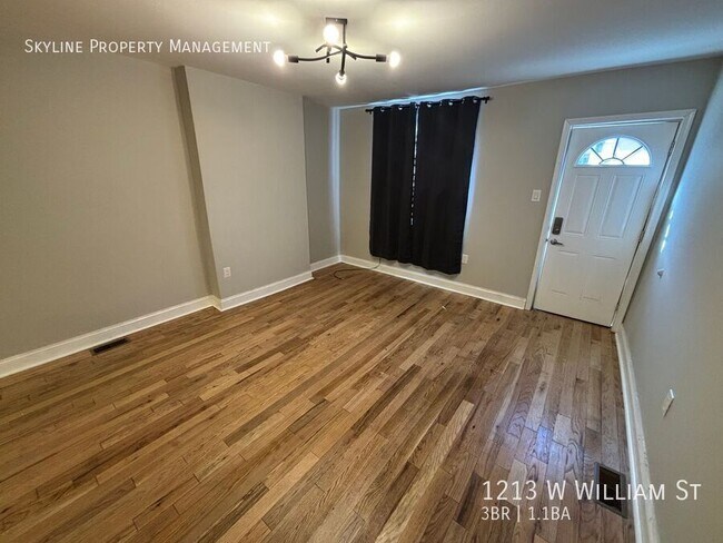 Foto del edificio - 1213 W William St