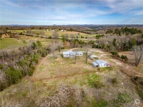 Building Photo - 6682 AR-125